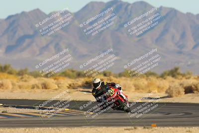 media/Jan-11-2025-CVMA (Sat) [[ddeb3f563a]]/Race 13-Amateur Supersport Open/